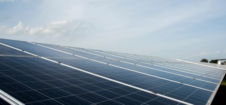 Panneaux solaires : quelles dimensions pour une installation optimale ?