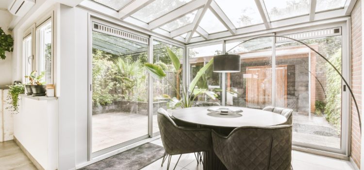 Lumière, ombre, isolation : comment une véranda peut changer votre maison ? Lumière, ombre, isolation : comment une véranda peut changer votre maison ?