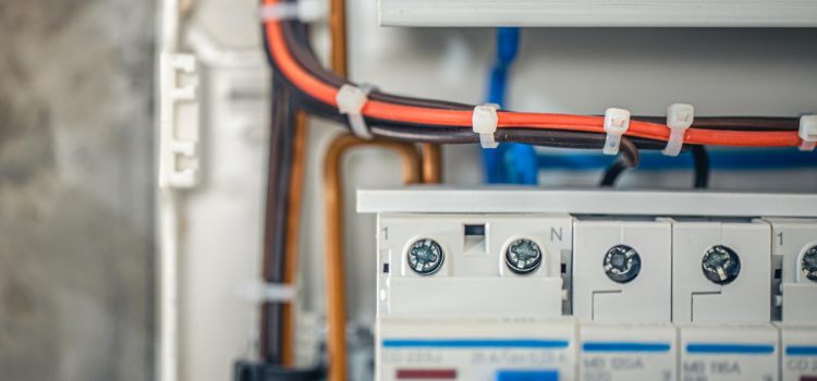 Norme NF C 15-100 : comment éviter les risques électriques dans son logement ?