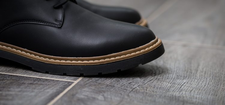 Pourquoi les chaussures professionnelles sont essentielles au bien-être au travail ? Pourquoi les chaussures professionnelles sont essentielles au bien-être au travail ?