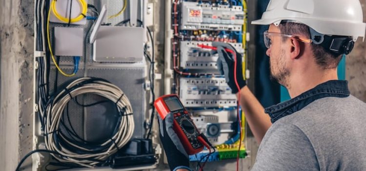 Tableautier dans le 78 : expertise et solutions pour vos installations électriques Tableautier dans le 78 : expertise et solutions pour vos installations électriques